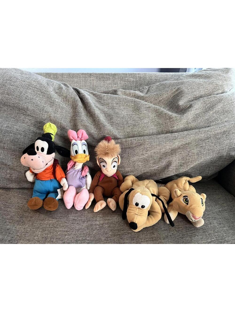 Disney Store Mini Bean Bags Plush Lot of 5 Goofy Daisy Abu Pluto Nala